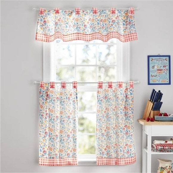 🌼Pioneer Woman ‘Maizie’ kitchen curtain set New! - Picture 2 of 10